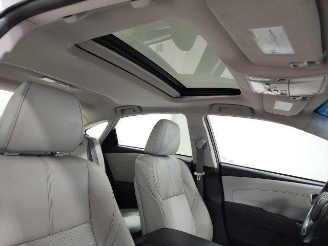 used 2018 Toyota Avalon Hybrid car, priced at $20,000