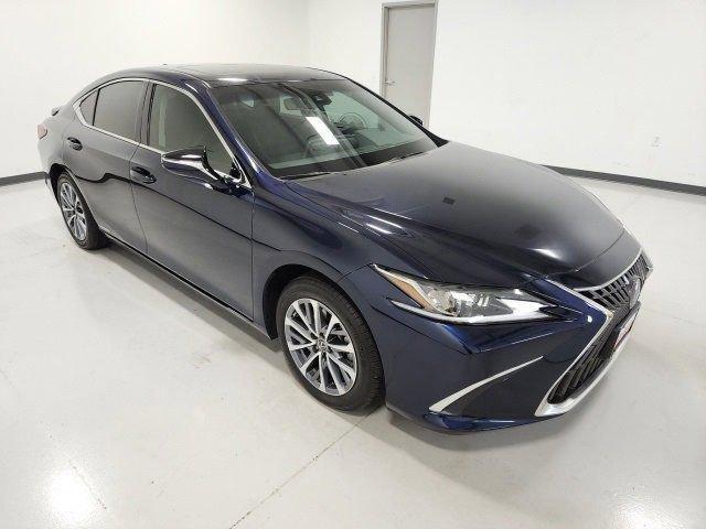 used 2022 Lexus ES 300h car, priced at $35,501