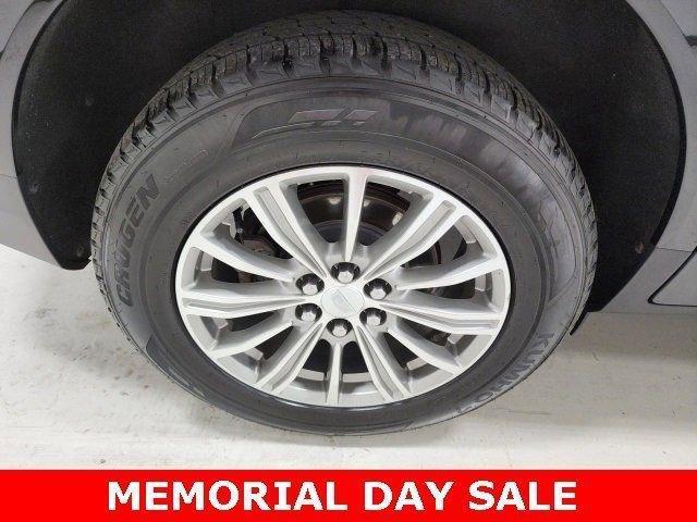 used 2018 Cadillac XT5 car, priced at $19,888