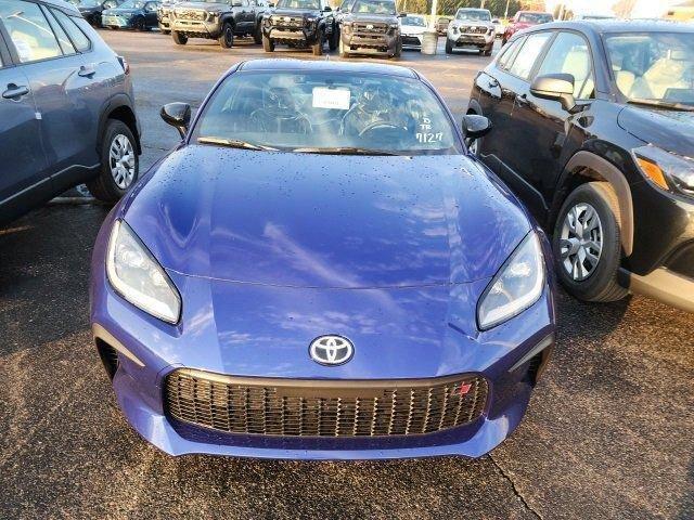 new 2025 Toyota GR86 car, priced at $37,932