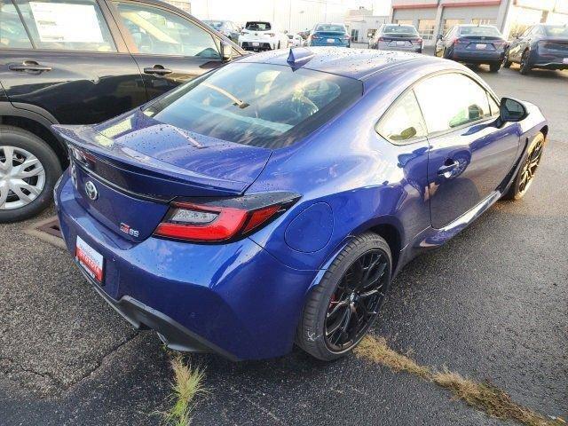 new 2025 Toyota GR86 car, priced at $37,932
