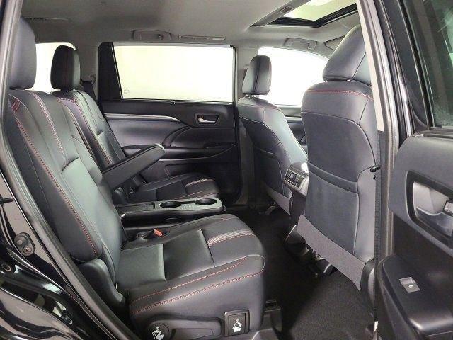 used 2019 Toyota Highlander car, priced at $25,000