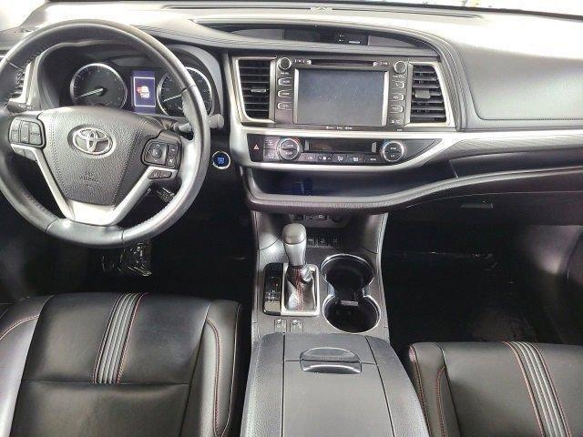 used 2019 Toyota Highlander car, priced at $25,000