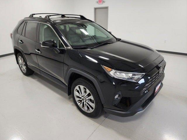 used 2020 Toyota RAV4 car, priced at $26,916