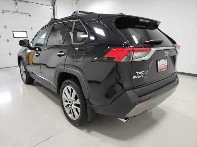 used 2020 Toyota RAV4 car, priced at $26,916