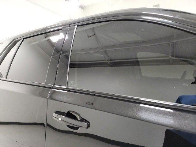 used 2020 Chevrolet Traverse car, priced at $29,989