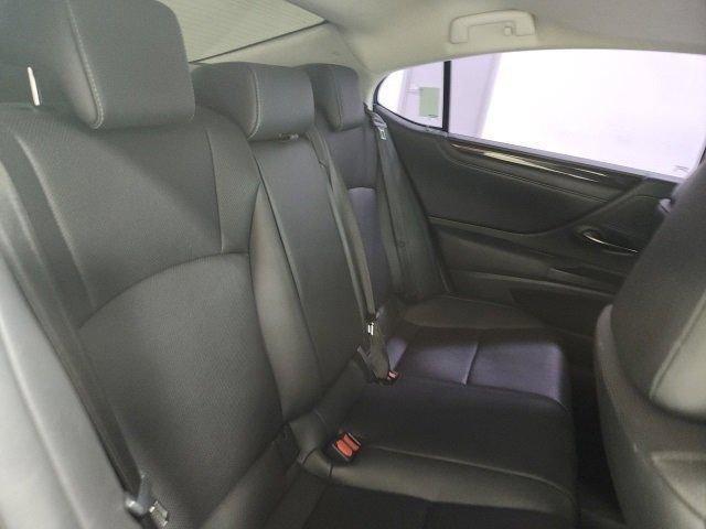 used 2020 Lexus ES 350 car, priced at $28,824
