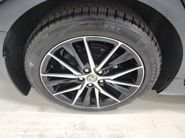 used 2021 Toyota Camry car, priced at $25,817
