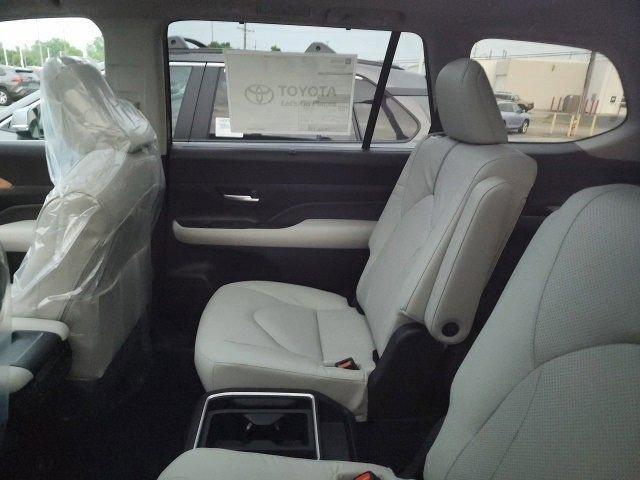 new 2025 Toyota Grand Highlander car, priced at $60,373