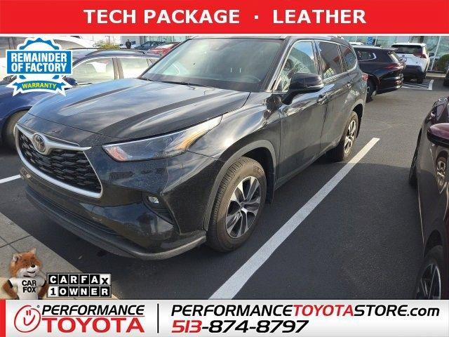 used 2022 Toyota Highlander car, priced at $39,400