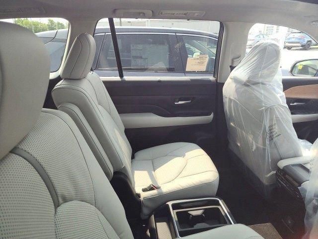 new 2025 Toyota Grand Highlander car, priced at $57,929