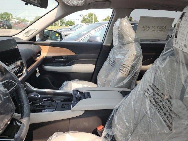 new 2025 Toyota Grand Highlander car, priced at $57,929