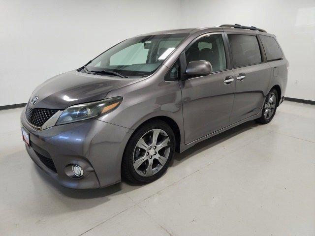 used 2015 Toyota Sienna car, priced at $14,458