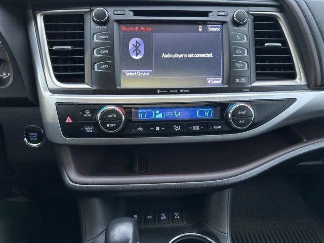 used 2016 Toyota Highlander car, priced at $17,486