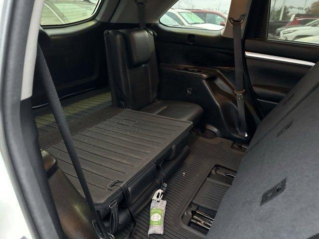 used 2016 Toyota Highlander car, priced at $17,486