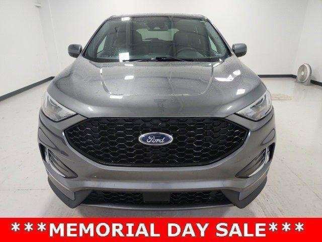 used 2022 Ford Edge car, priced at $29,324