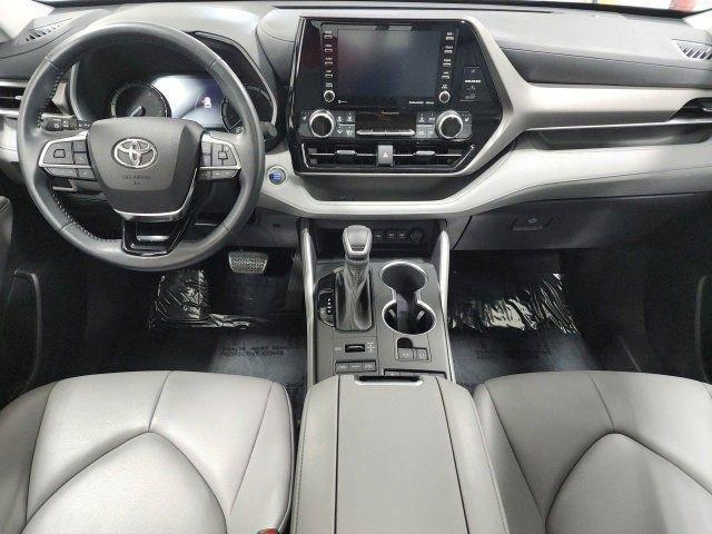 used 2021 Toyota Highlander car, priced at $37,730