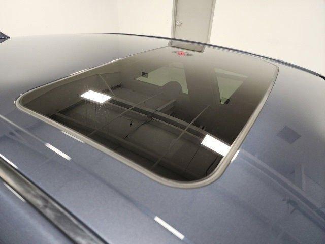 used 2019 Toyota Avalon car, priced at $28,257