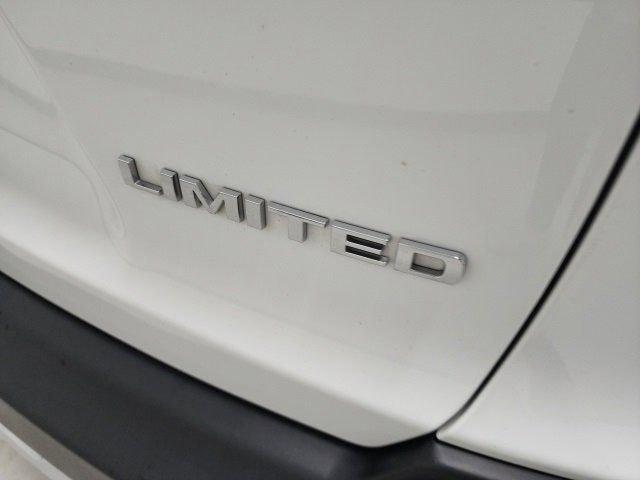 used 2021 Jeep Cherokee car, priced at $22,252