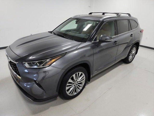 used 2022 Toyota Highlander Hybrid car, priced at $45,566