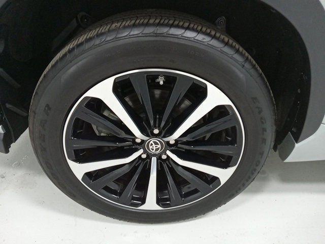 used 2022 Toyota Highlander car, priced at $41,223