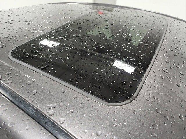 used 2021 Toyota Camry Hybrid car, priced at $29,555