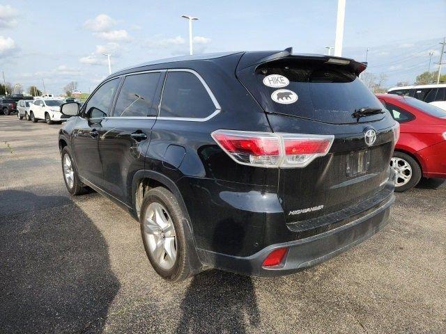used 2016 Toyota Highlander car, priced at $19,900