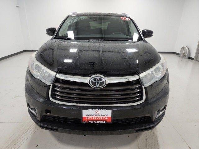 used 2016 Toyota Highlander car, priced at $18,900