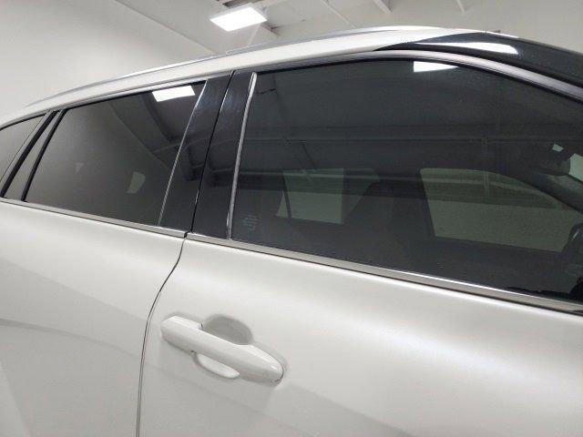 used 2020 Toyota Highlander Hybrid car, priced at $29,962