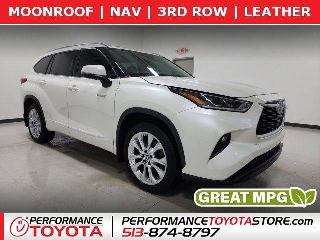 used 2020 Toyota Highlander Hybrid car, priced at $29,962