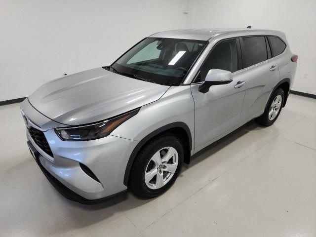 used 2023 Toyota Highlander car, priced at $29,558