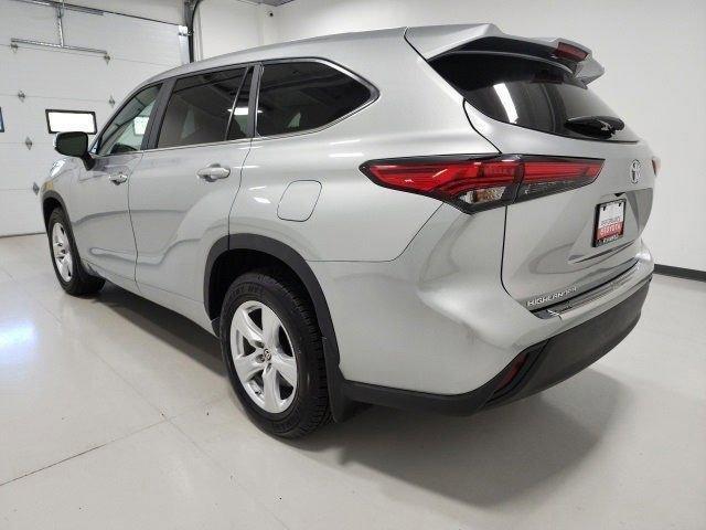 used 2023 Toyota Highlander car, priced at $29,558