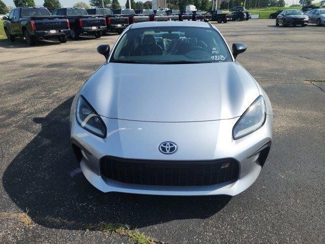 new 2025 Toyota GR86 car, priced at $35,979