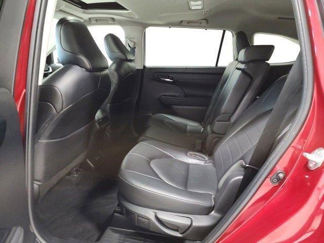 used 2022 Toyota Highlander car, priced at $35,000