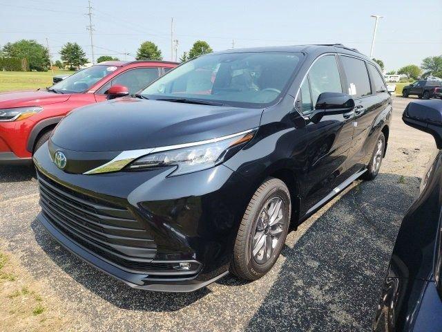 new 2025 Toyota Sienna car, priced at $49,594