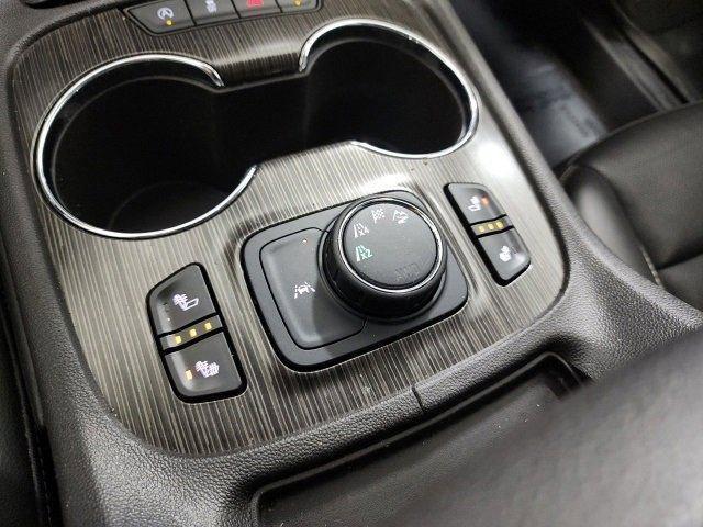 used 2023 GMC Acadia car, priced at $27,442