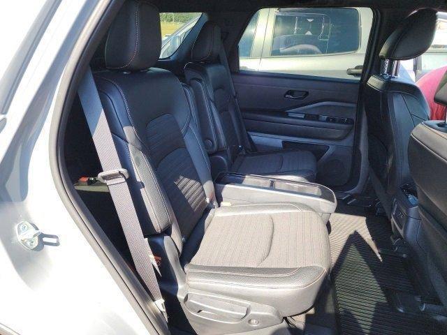 used 2023 Nissan Pathfinder car, priced at $35,989