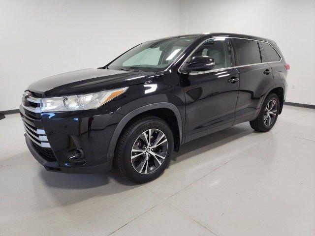 used 2019 Toyota Highlander car, priced at $22,729