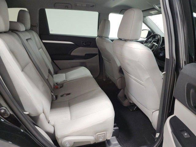 used 2019 Toyota Highlander car, priced at $22,729