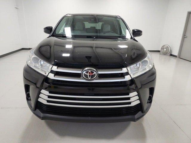 used 2019 Toyota Highlander car, priced at $22,729