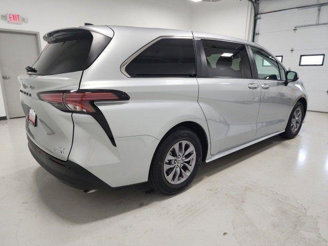 used 2021 Toyota Sienna car, priced at $35,745