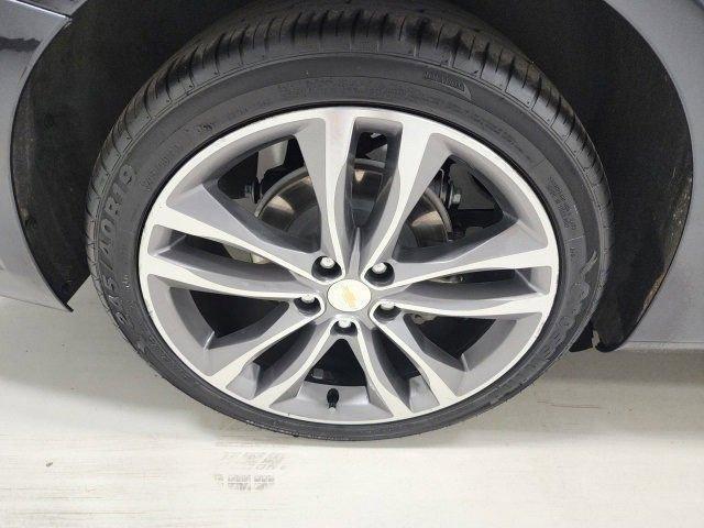 used 2022 Chevrolet Malibu car, priced at $20,789