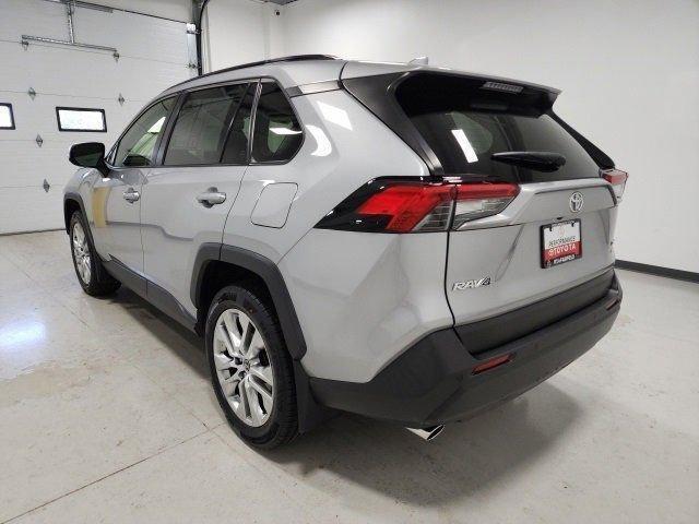 used 2019 Toyota RAV4 car, priced at $27,456