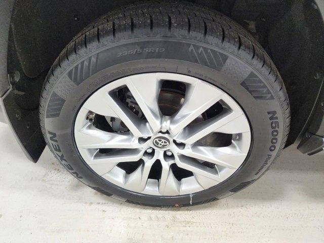 used 2019 Toyota RAV4 car, priced at $27,456