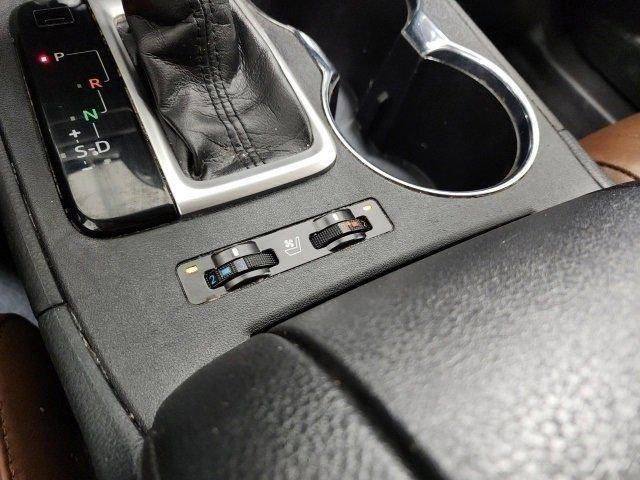 used 2019 Toyota Highlander car, priced at $28,359