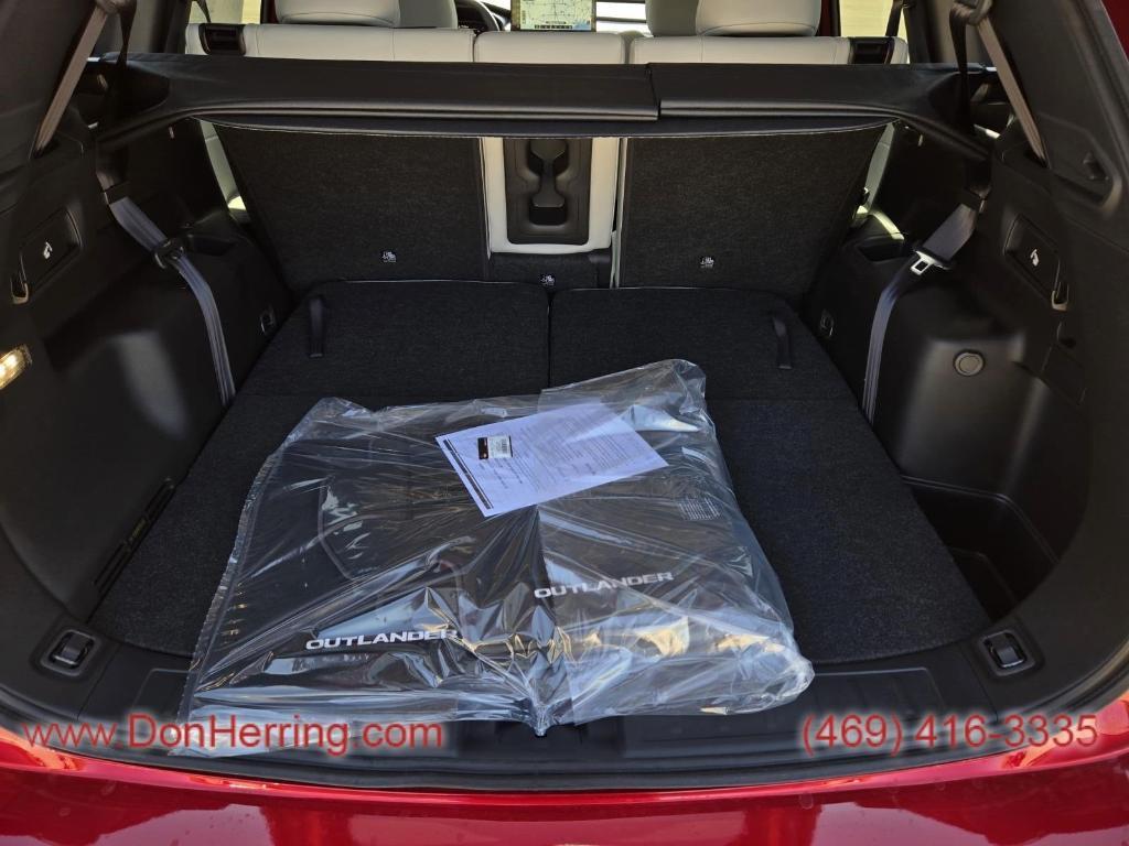 new 2025 Mitsubishi Outlander car, priced at $36,080