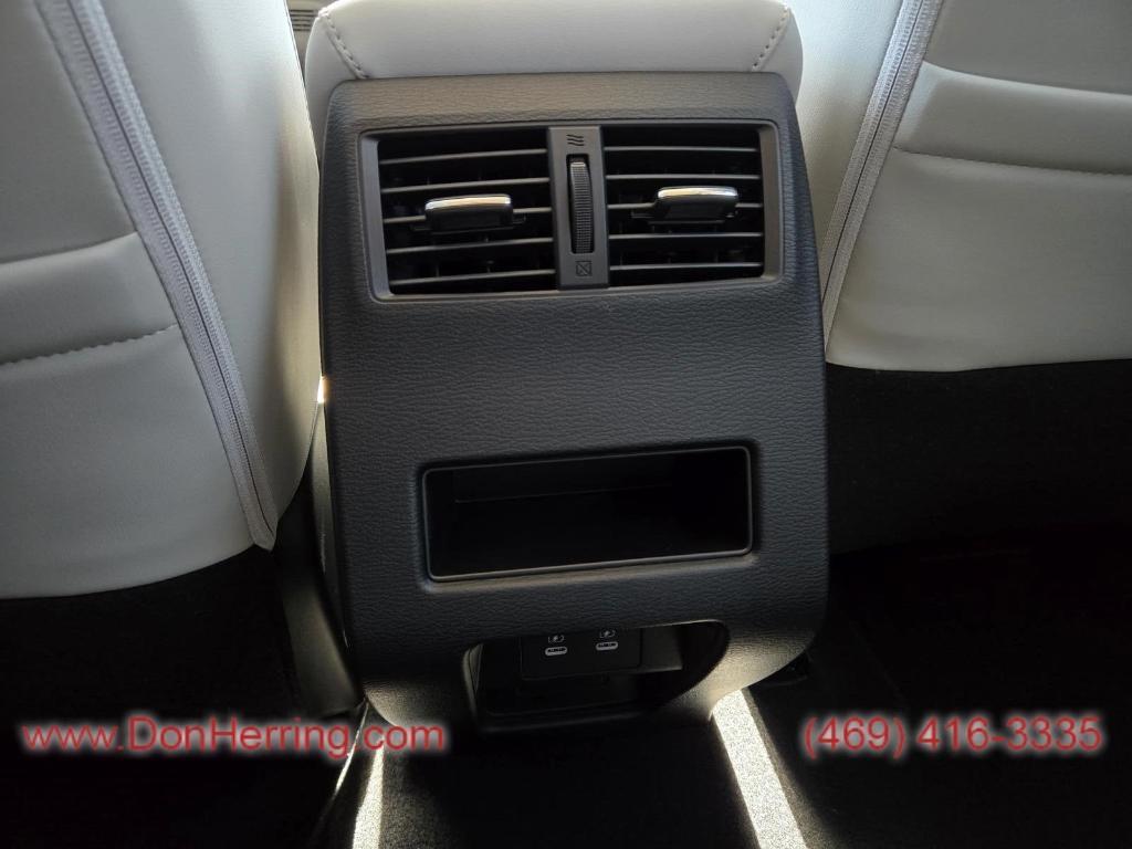 new 2025 Mitsubishi Outlander car, priced at $36,080