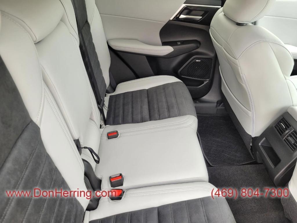 new 2025 Mitsubishi Outlander car, priced at $34,715