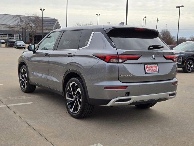 used 2023 Mitsubishi Outlander car, priced at $24,678