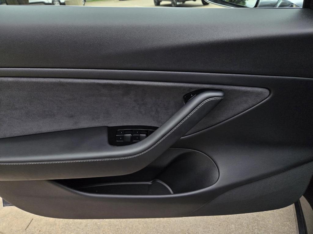 used 2019 Tesla Model 3 car, priced at $23,605